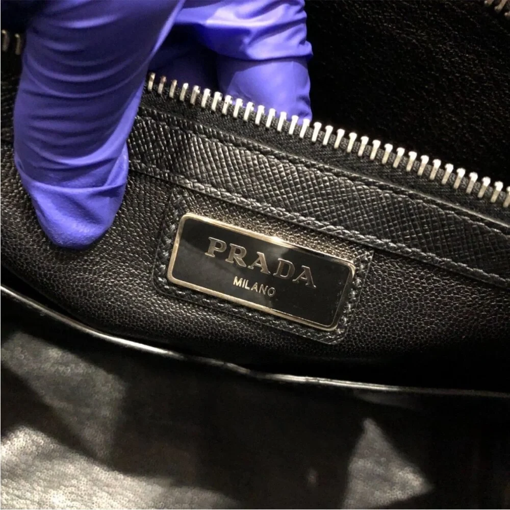 Prada Saffiano Leather Briefcase EUC $4600 Retail